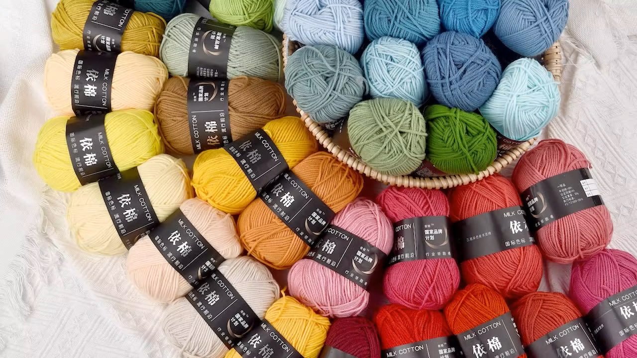 A Guide to Different Types of Yarn in Bulk for Retailers
